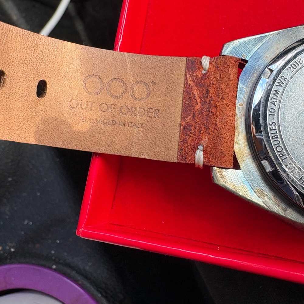 Vintage out of order burnt orange men’s watch - Picture 5 of 7